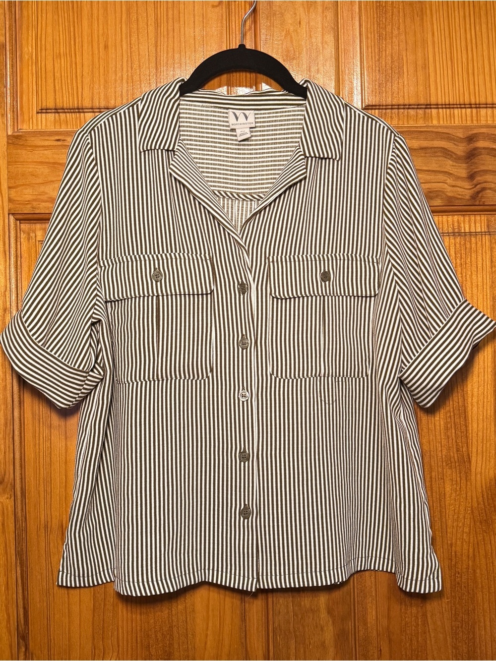 Worthington Dark Green & White Striped Short-Sleeve Button-Down Shirt